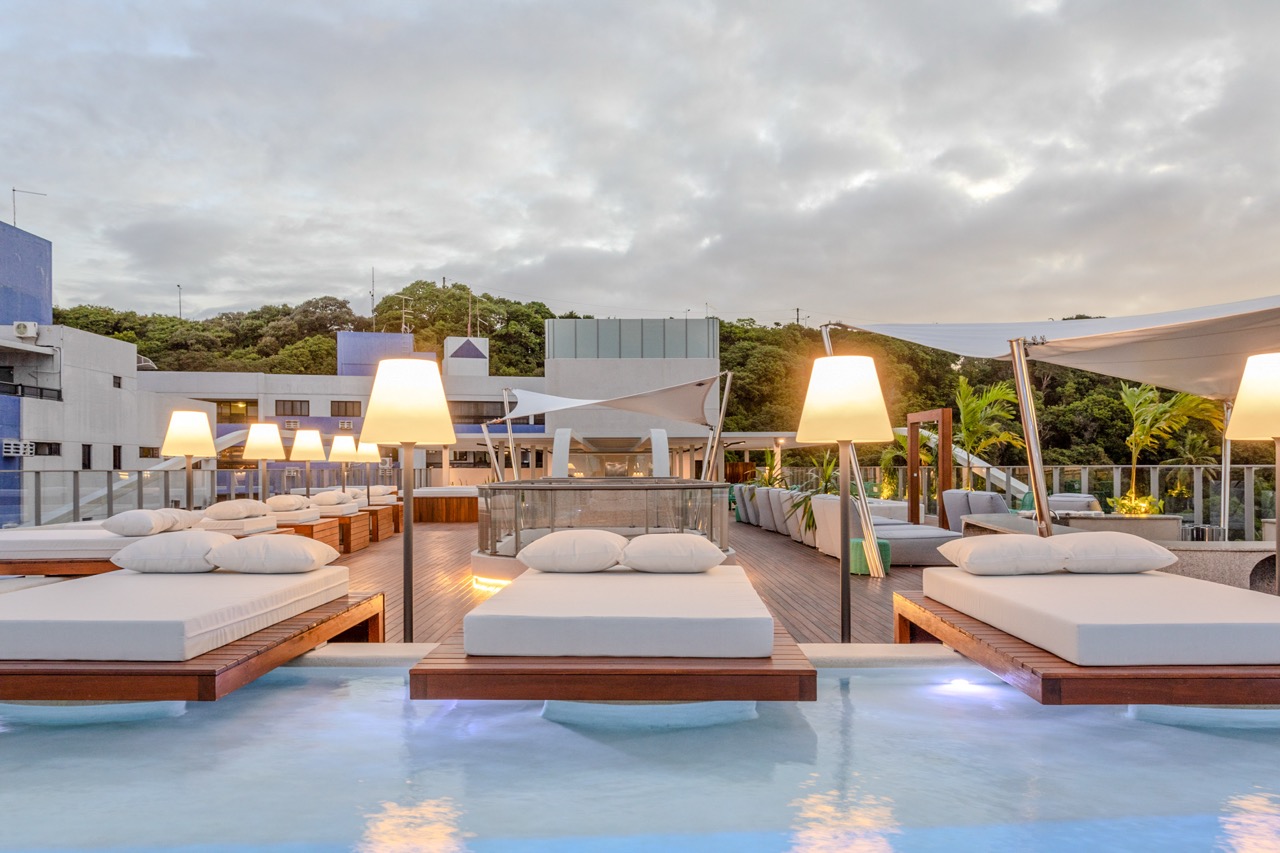 Flat Setai Yacht - Piscina